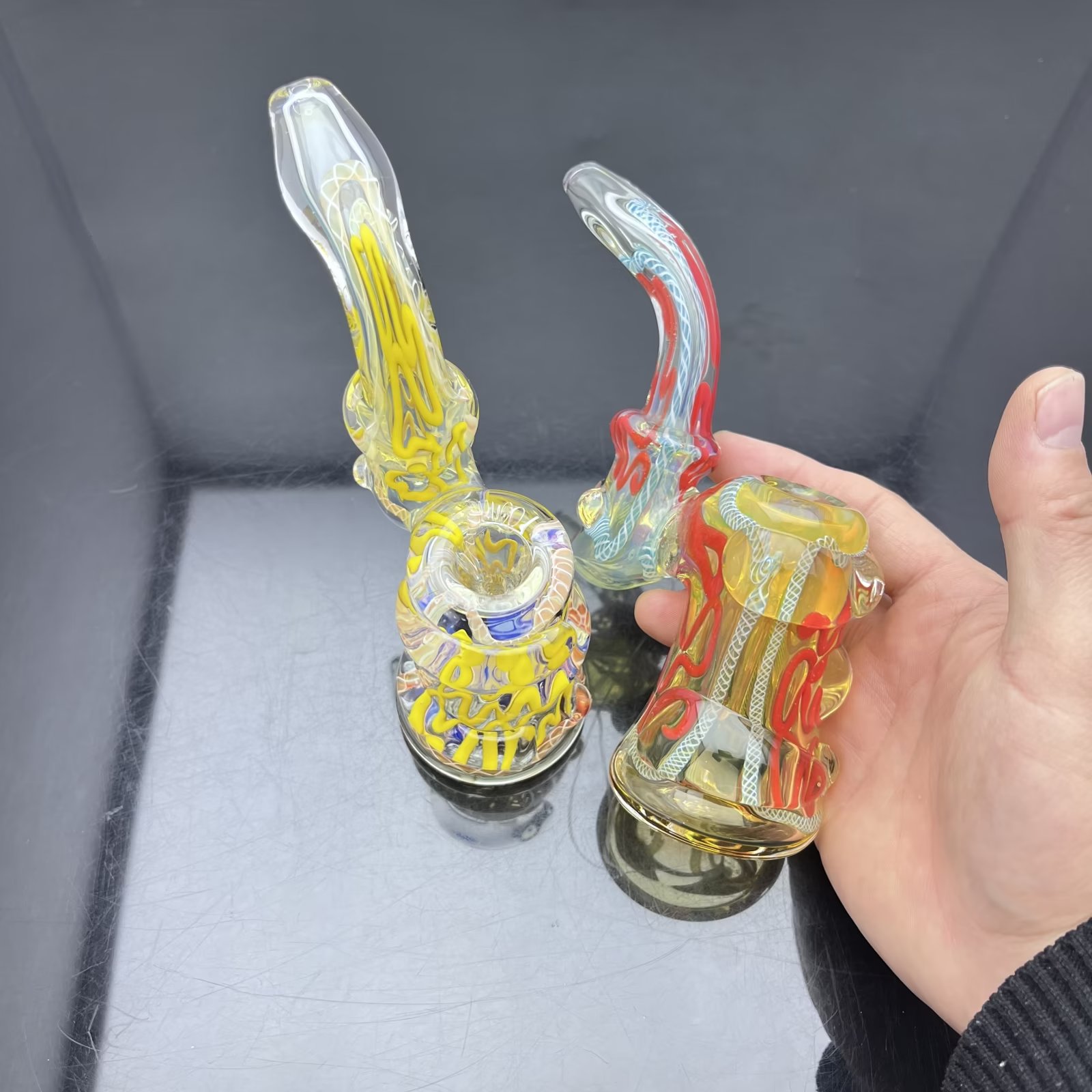 Tubos de fumaça Hookah Bong Glass Rig Oil Water Pipe Bongos de vidro coloridos clássicos engrossados e duráveis