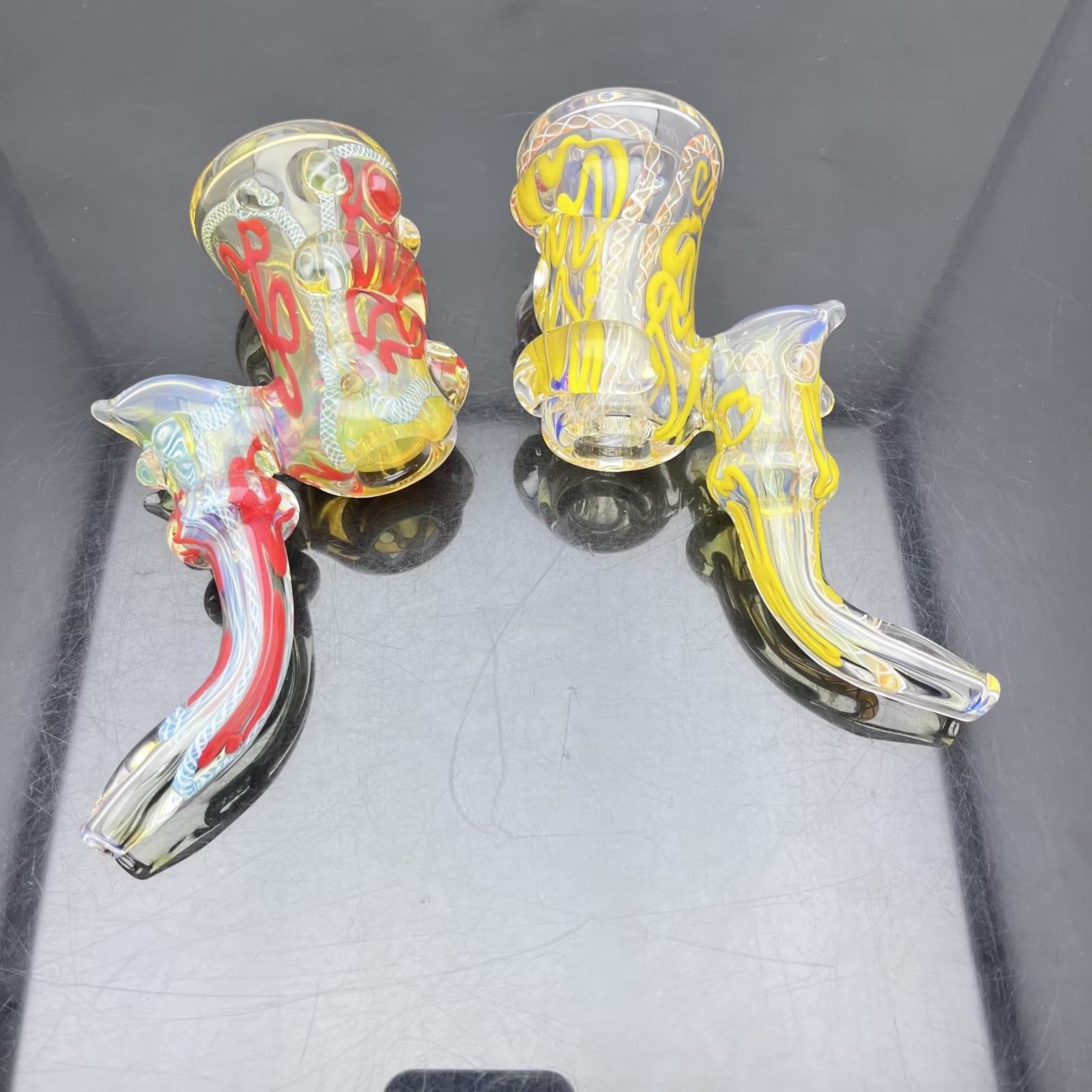 Tubos de fumaça Hookah Bong Glass Rig Oil Water Pipe Bongos de vidro coloridos clássicos engrossados e duráveis