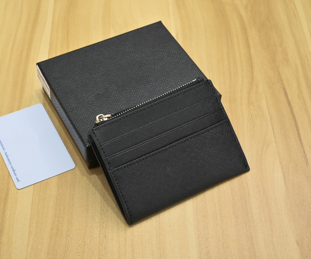 Designer short wallet card holder purse woman mens wallets designer coin purses zipper pouch Genuine Cowhide Leather Mini Clutch Bags Triangle 5A Purses Pocket