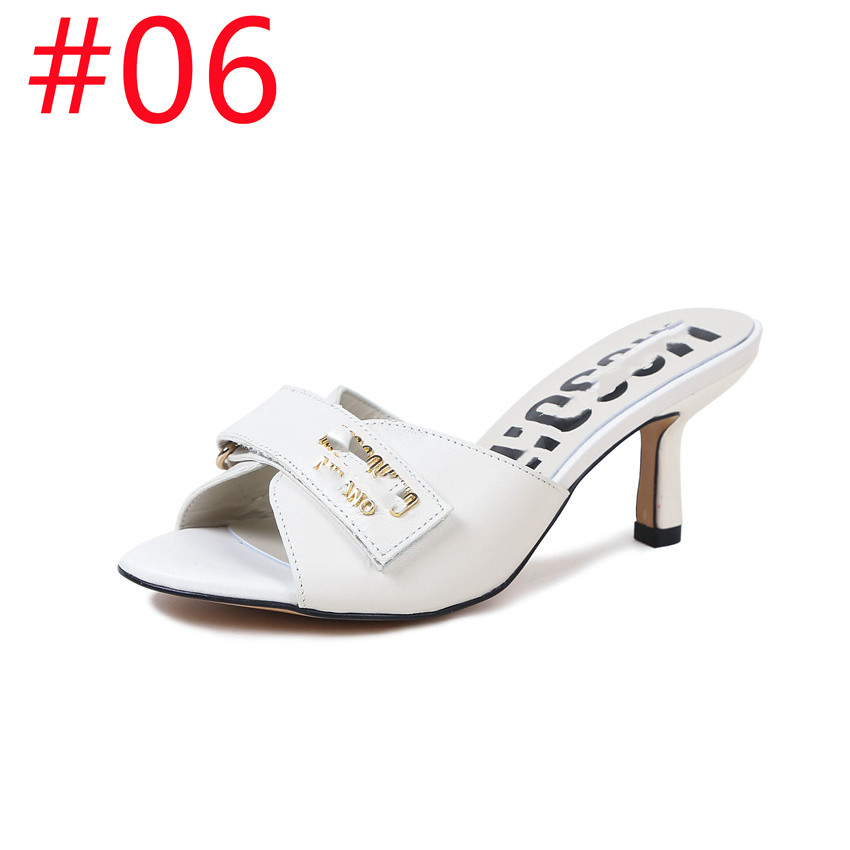 Top qualité plage pantoufles classique talon plat été paresseux mode dessin animé grosse tête flops en cuir dame diapositives femmes chaussures hôtel dames sexy sandales taille 35-43