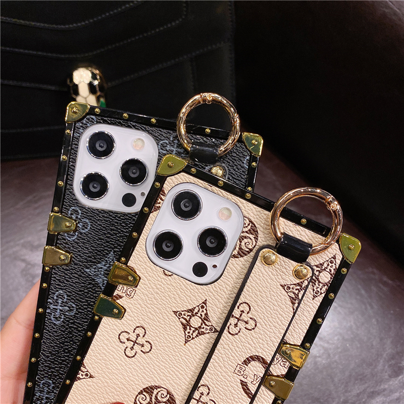 Luxury Flower Print Square Plating Wristband Vogue Phone Case för iPhone 14 13 12 11 Pro Max Samsung Galaxy S23 Ultra S22 Plus S21 S20 Retro Geometric Leather Back Cover Cover