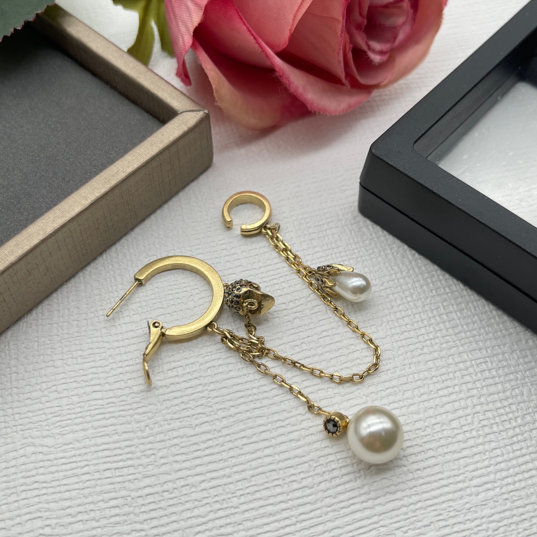 Designer Ring Hoop Earrings For Men Women Fashion Vintage Queen Gold Earrings Jewelry Beautiful Gifts
