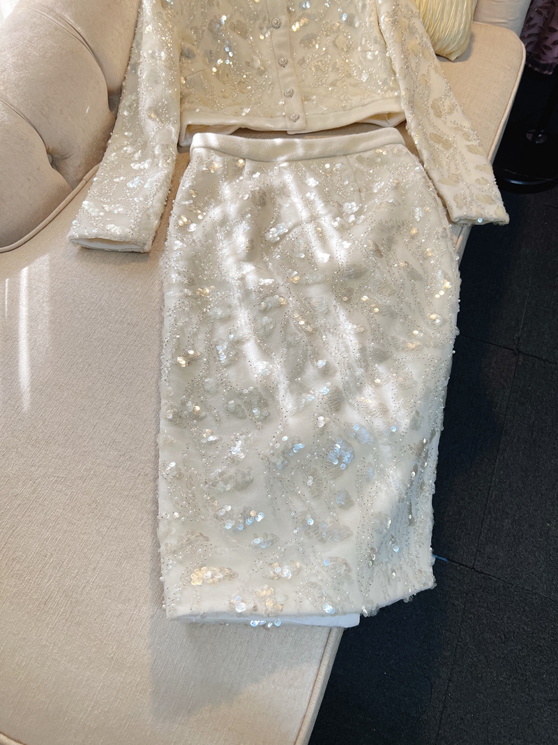 2023 Autumn Ivory Beaded Elegant Two Piece Dress Sets Long Sleeve Round Neck Woolen Coat & Sequins Split Mid-Calf Skirt Suits Set Two Piece Suits J3L1213911171