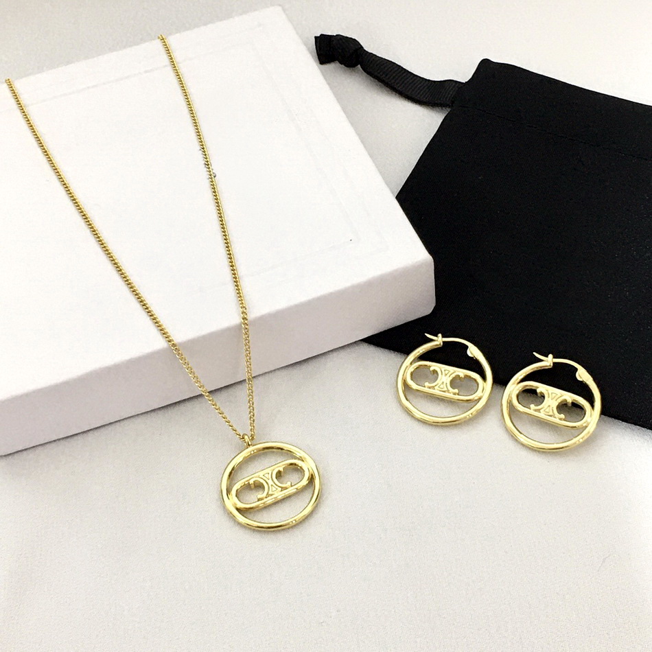 Nuevo diseño Triomphe Knot colgante collar pulsera perla pendiente latón chapado en oro mujeres diseñador conjuntos de joyas CE09