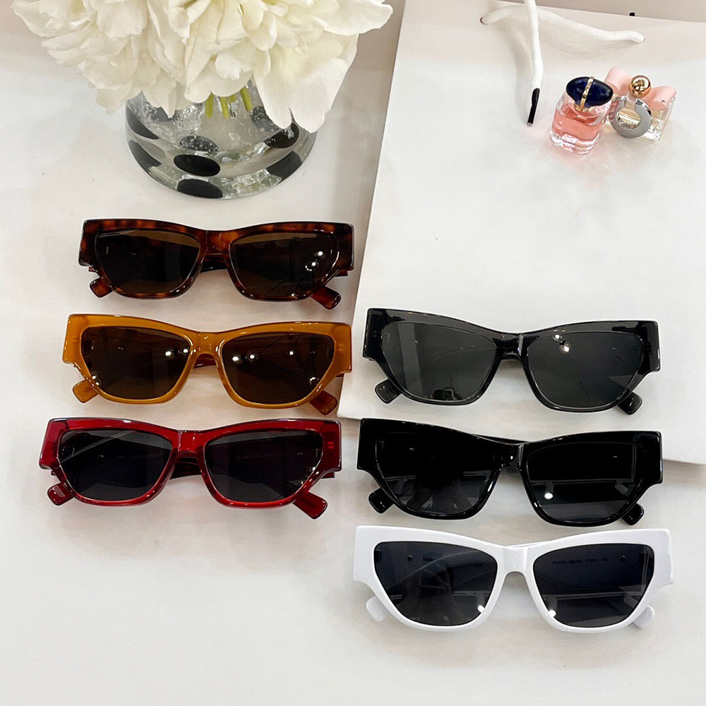 2023 Five-Star Review Of The New Model High-Quality PC Resin Full Frame Wide Glasses Leg Design Fashionable Punk Rock Style Women's Sunglasses Italian French Style