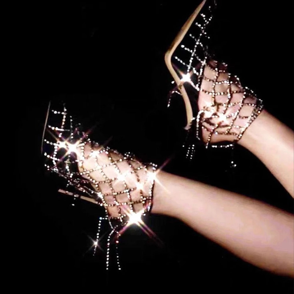 Bracelets de cheville à la main maille talon haut pied cheville chaîne Bracelet de cheville pour femmes brillant cristal gland chaussure chaîne jambe bijoux 230614