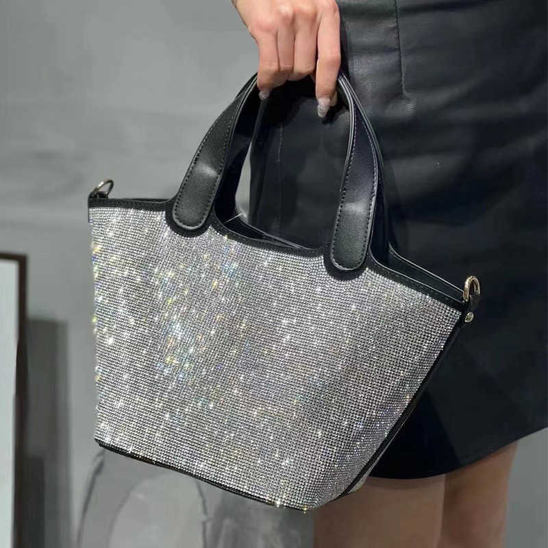 2023 Nouveau sac seau incrusté de diamants pour femmes Bling sac à main de haute qualité, petit panier de légumes du marché, sac à bandoulière à une épaule 230615