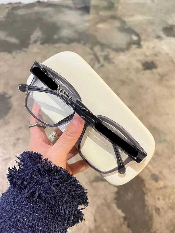 Mode-Sonnenbrillenrahmen, Designer-Grau, koreanische Brille mit großem Rahmen, rundes Gesicht, Schlankheitseffekt, Anti-Blaulicht für Frauen, kann in verschiedenen Graden angepasst werden EM3S