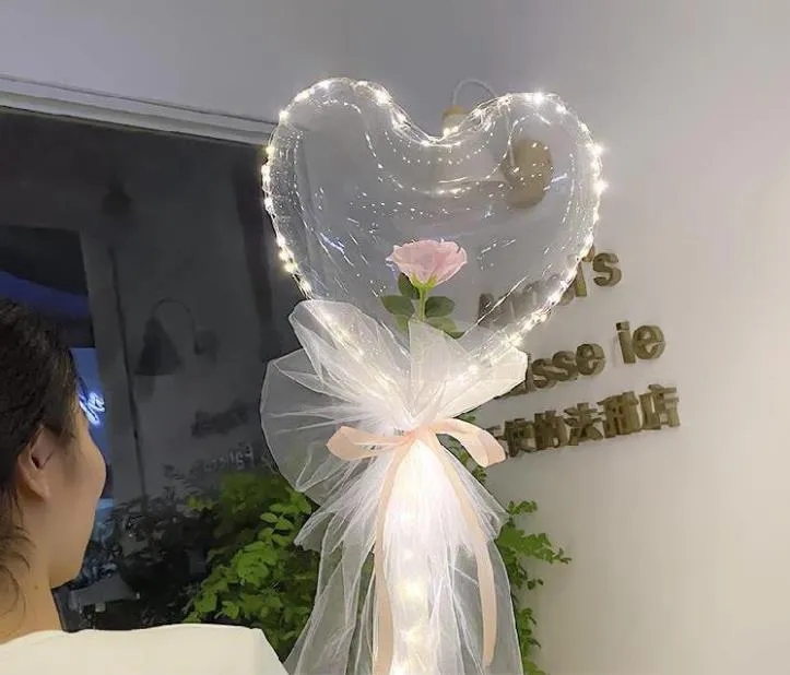 Decoração de festa LED Bobo Balão Luz intermitente Bola de flor rosa em forma de coração Transparente Casamento Dia dos namorados Presente por mar