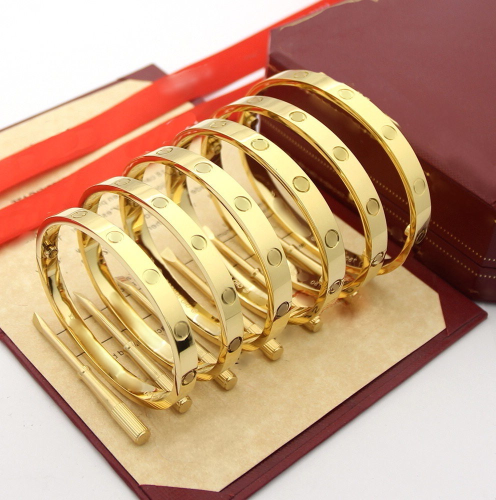 LOVE Série Gold Bangle for Man AU 750 Gold Plated 18 K 16-21 Tamanho com caixa com chave de fenda 5A Premium Presentes Pulseira de Casal 052 258V