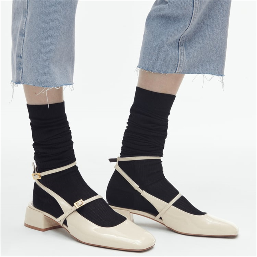 Kvinnesandaler 2023 Casual Low Heel Kvinnlig elegant ankelband Bekväm fyrkantig häl slingbacks kvinna kvadrat tå lady skor