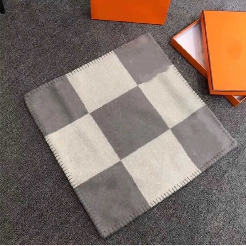 Oreiller lettre en laine douce, coussins pouvant être assortis à une couverture, décoration de la maison, gris orange noir 268H