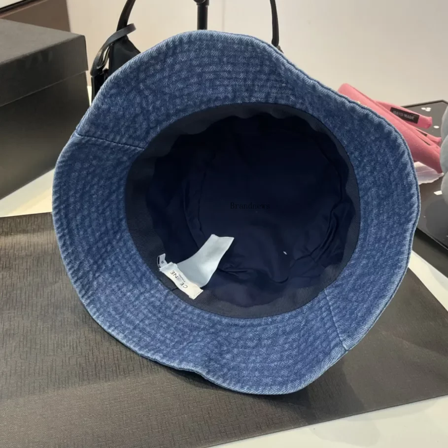 Classic Denim Style Bucket Hat Designers Hats Luxury Sunshade Men And Women Elegant Charm Fashion Trend Casual Four Seasons Gift Summer Hat Very Nice 2435