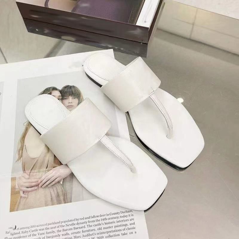 Pantoufles de designer sandales à tête carrée pour femmes pantoufles à fond plat sandales en cuir noir blanc pantoufles de mode d'été avec boîte