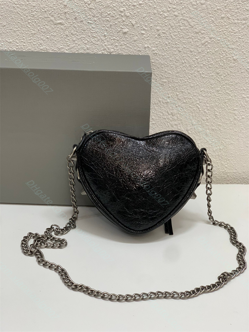 Cor sólida Mini bolsas de coração clássicas femininas Bolsa de ombro LE CAGOLE HEART Mini bolsa de alta qualidade rebite bolsas de noite bolsas de cosméticos bolsas