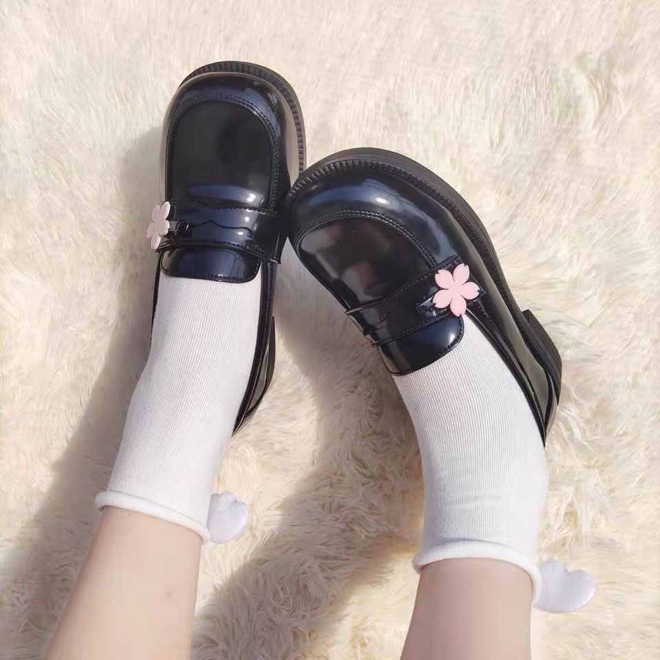 Scarpe vulcanizzate da donna vintage in stile britannico Kawaii Pink Sakura Girls Lolita Shoes2023 Summer Slip on Casual PU Mary Janes