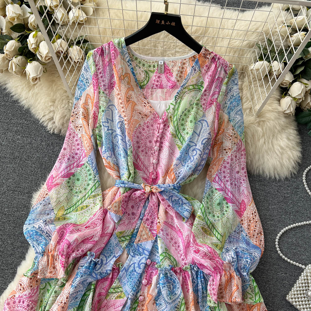 2023 Robes décontractées Piste de mode Magnifique fleur volants en mousseline de soie robe de plage femmes col en V manches longues bouffantes imprimé floral Boho Rob344C