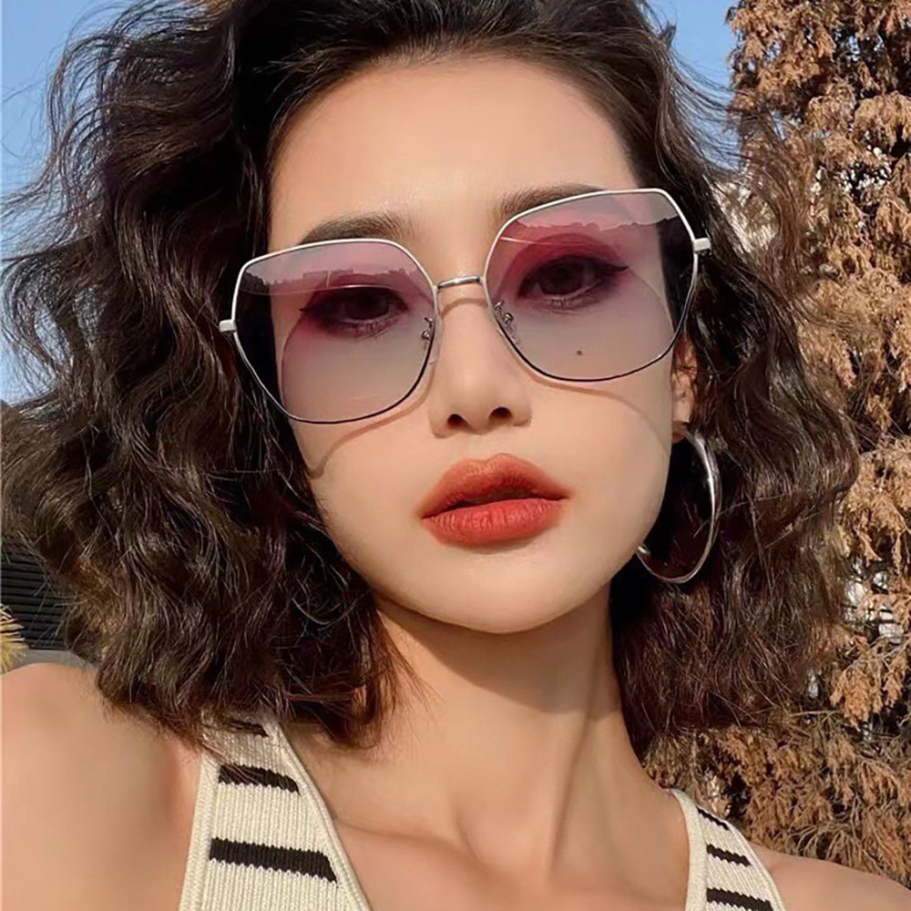 2023 Top Grade Mixed Color Lens New Model Titanium Alloy Large Frame Purple PC Material High-End Fashion Sunglasses For Women Summer Home Travel Beach Outdoor