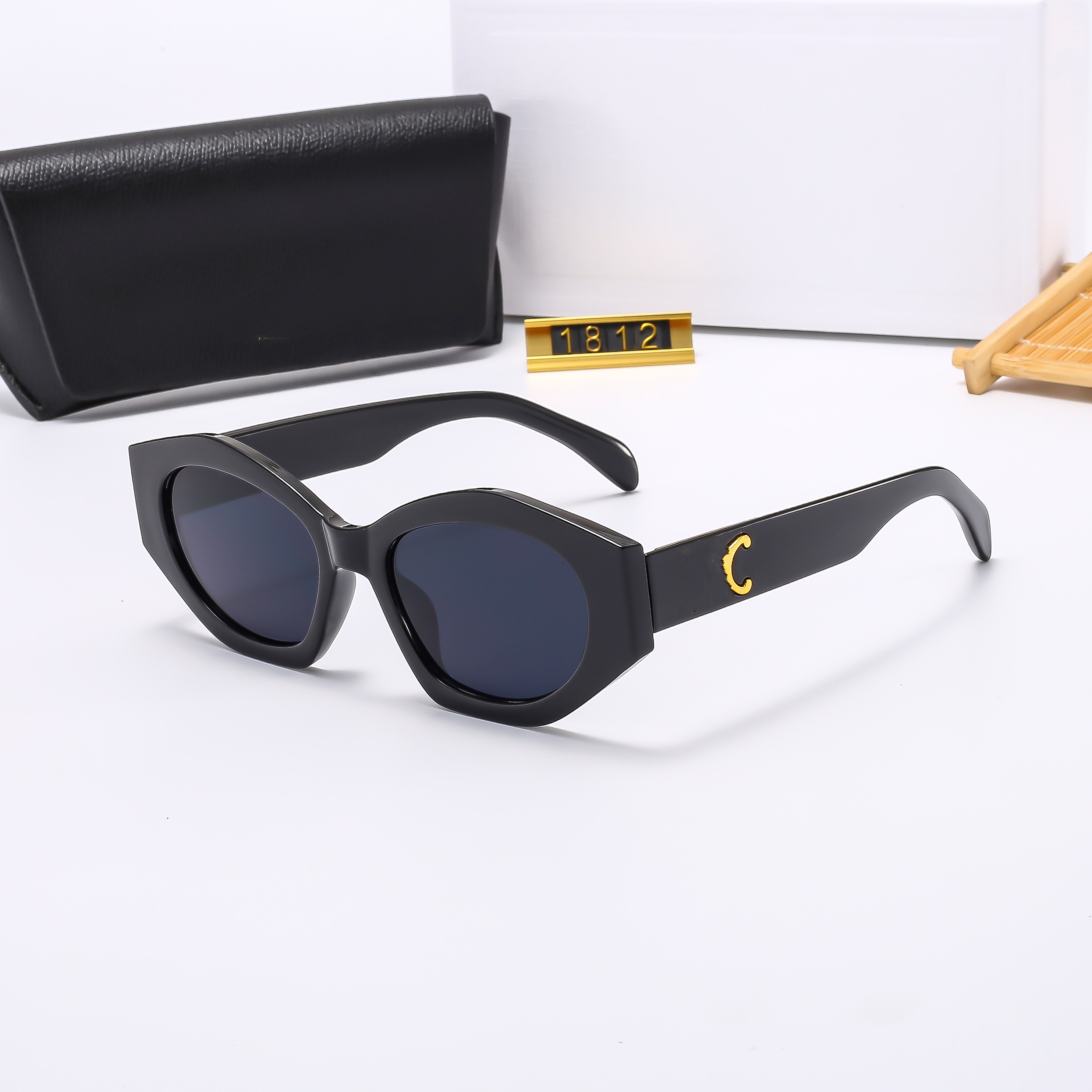 NEUE Carti Luxuriöse Designer-Sonnenbrille für Männer und Frauen, modische Vintage-Sonnenbrille, Sommer-Herren-Stil, quadratische Sonnenbrille mit Metallrahmen, 239Q