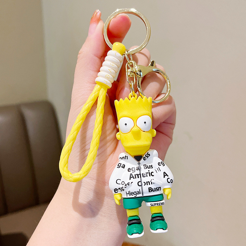 Designer keychains for woman cartoon figure key chain accessories Fashion animation figure car pendant key chain ring wholesale