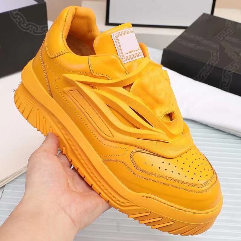 New casual shoes men's fashion couple shoes thick bottom light women's shoes small white shoes ladies odissea spaceship shoes lace up designer shoes