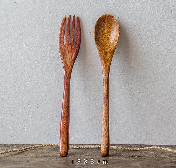 / lote Alta calidad 18x3 cm Cuchara de madera y Tenedor de madera Utensilio Herramienta Sopa Cucharadita Catering Cocina Herramientas de cocina Juego de cubiertos de madera SN6919