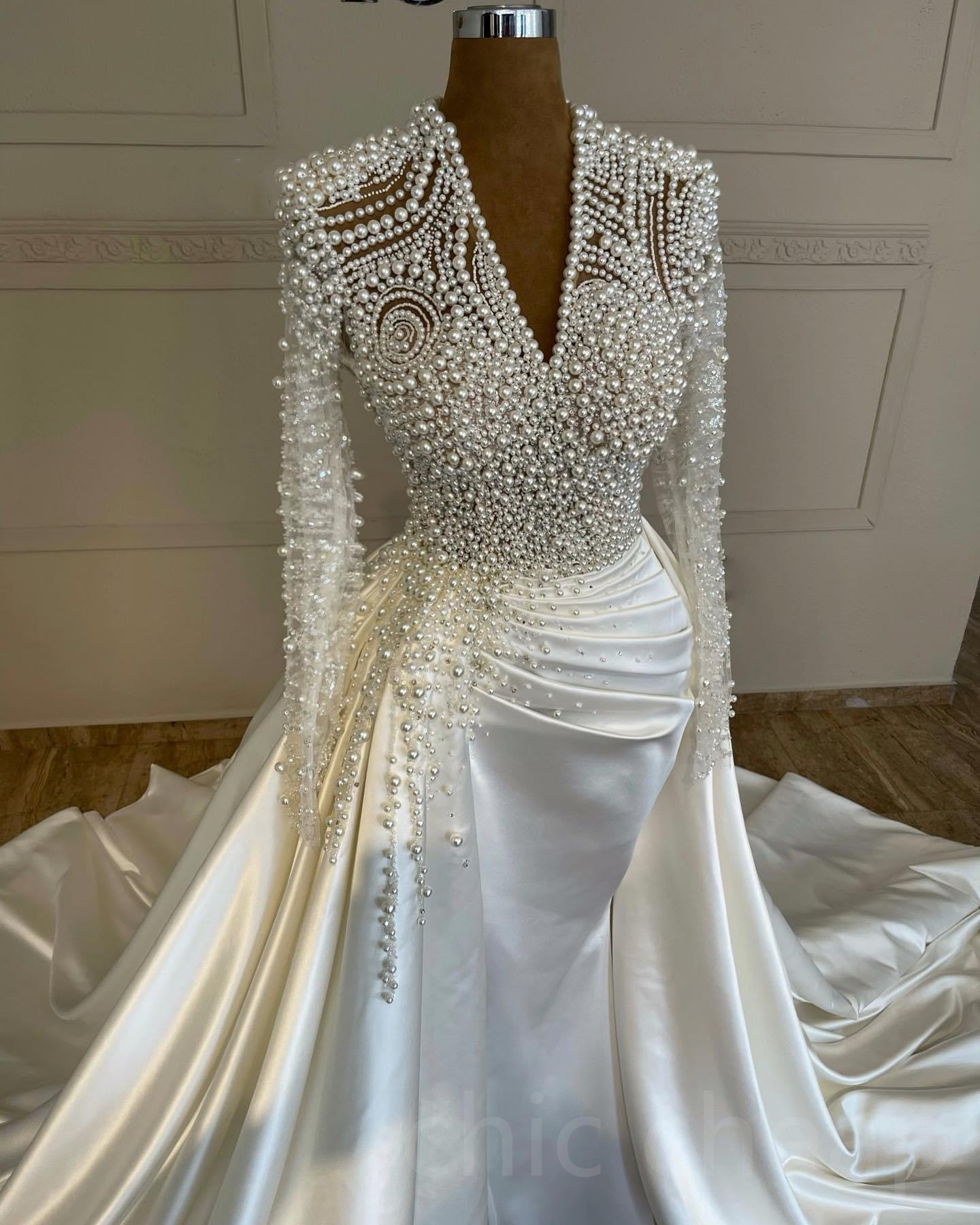 2023 arabo Aso Ebi avorio sirena abito da sposa perle maniche lunghe in raso abiti da sposa di lusso abiti ZJ2012