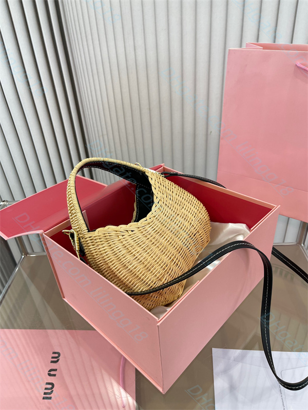 Woman classics Leather shoulder strap Underarm bag Wander wicker woven handbag lady Straw plaited Shoulders bag Top quality Cross body bags Cosmetic Bags totes