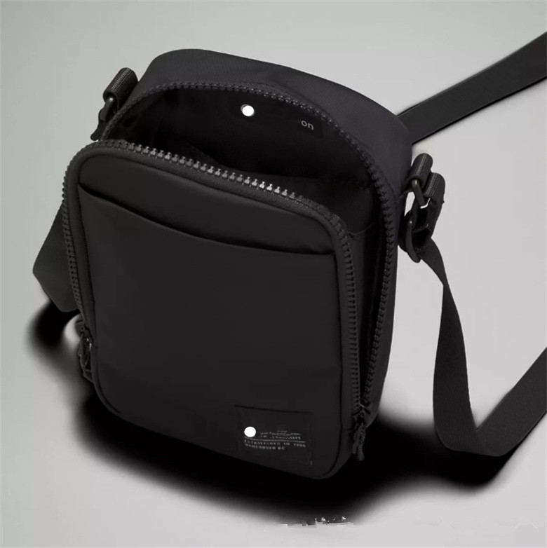 LL Unisex Outdoor Bags Crossbody Bag СУМБА Упругое регулируемое ремешок для плеча грудной клет