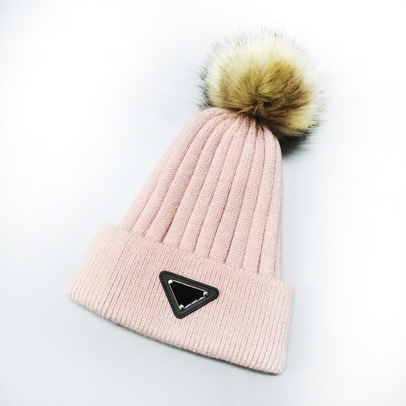 Stickad hatt designer beanie cap mens höst vinter mössor lyxskalle mössor casual monterad mössa/skalle mössor ins ny net röd designkänsla nisch kall hattar hög 2023