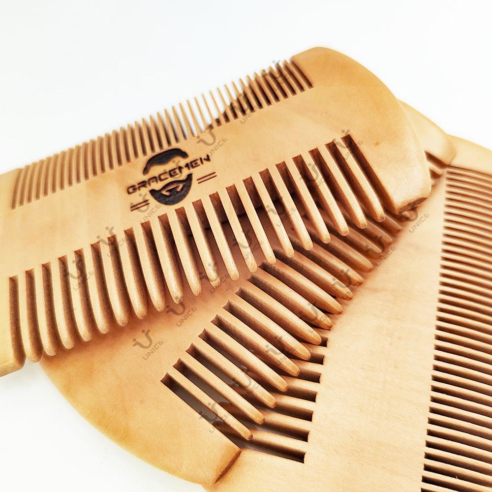 MOQ Peigne à Dents Fines en Bois pour Tête Cheveux Barbe Moustache Double Faces Peignes en Bois LOGO Personnalisé Double Face pour Hommes