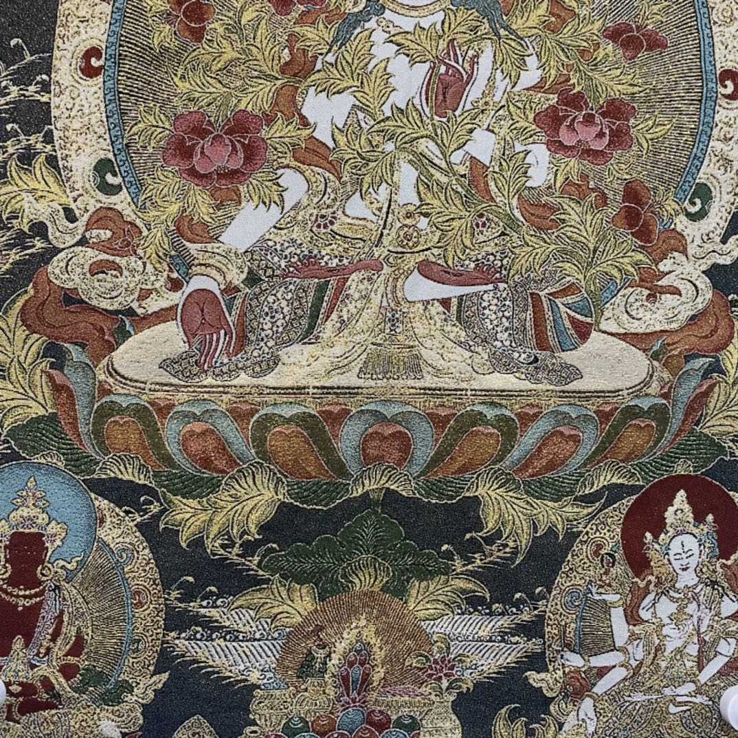 Gratis leverans Kina Utarbetad silkbroderi LuckBodhisattva Buddhageomantic Thangka Målning Mural Hushållsdekoration#25 L230620