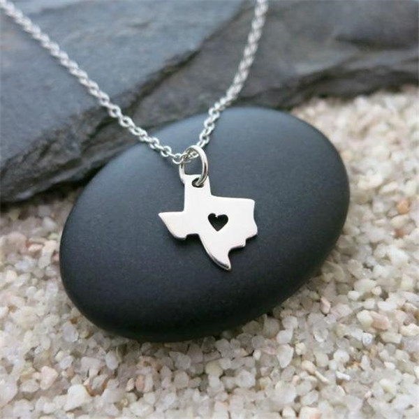 Descrizione della collana di mappa dello stato del Texas USA TX City Necklace Geometrica Geographic I Heart Love Texas Collane Regali di città natale