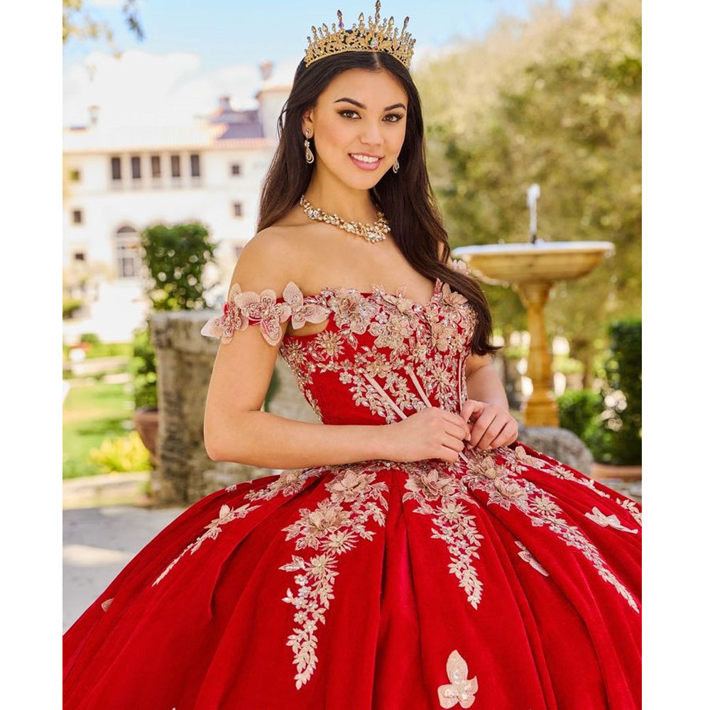 Rouge 3D Papillon Princesse Quinceanera Robes Robe De Bal De L'épaule Or Appliques Corset Doux 15 Robes De XV Anos