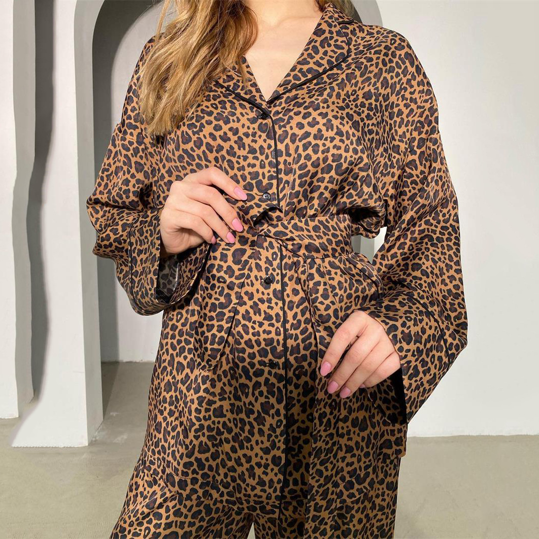 Nouveau pyjama imprimé longue mode décontractée européenne et américaine en vrac adapté à un usage quotidien pyjamas pour dames à imprimé léopard