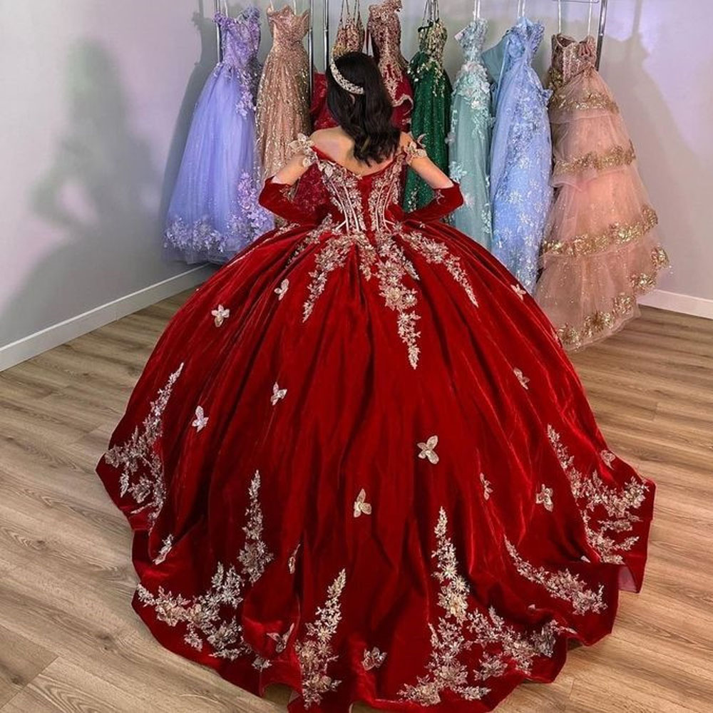 Rouge hors de l'épaule robes De Quinceanera velours à lacets Appliques robe De bal robe De fête d'anniversaire Vestidos De 15 Anos