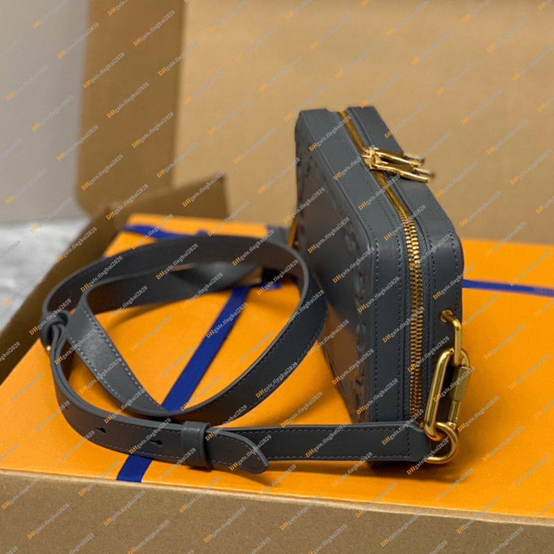 Unisex Fashion Casual Designe Luxury Soft Trunk Wearable Wallet Crossbody Shoulder Bag Messenger Bag Totes Handbag TOP Mirror Quality M82035 Pouch Purse
