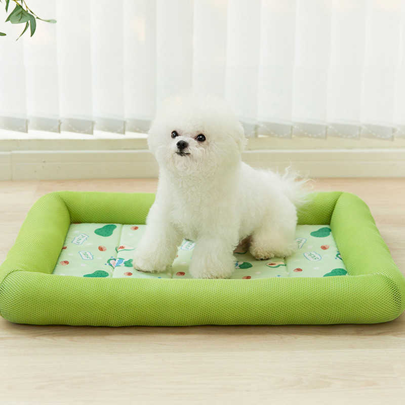 Nouveau S-XL été refroidissement Pet chien tapis glace Pad dormir tapis carrés pour chiens chats chenil Top qualité Cool froid lit en soie