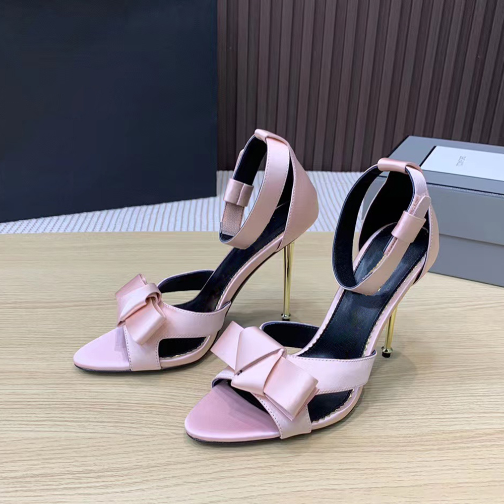 Vrouwen Stiletto Sandalen Echte zijde vlinderdas decoratie feest Bruiloft Satijn Avondschoenen Enkelbandje Geklede schoen Luxe designer hoge schoenen fabrieksschoeisel