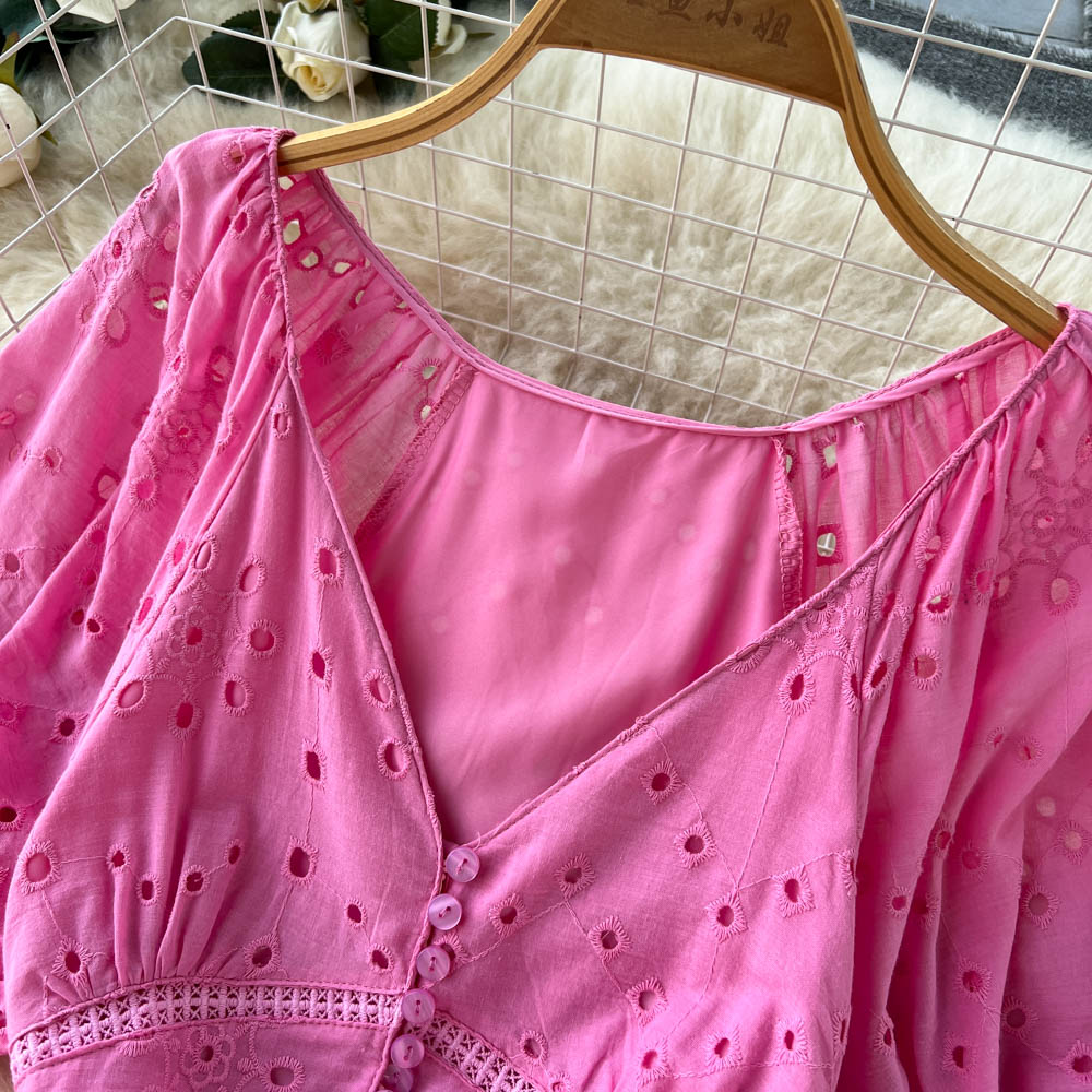 Lässige Kleider Vintage aushöhlen besticktes Kurzarmkleid tiefe V-Knöpfe Puffärmel süße rosa lange Kleider für Frauen Roben Femme 2023