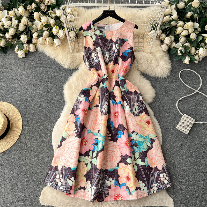 Casual Dresses Summer Vintage Printed Round Neck Sleeveless Dress Women High Quality Floral Print Vestidos High Waist Mid-Length Ladies Dresses 2023