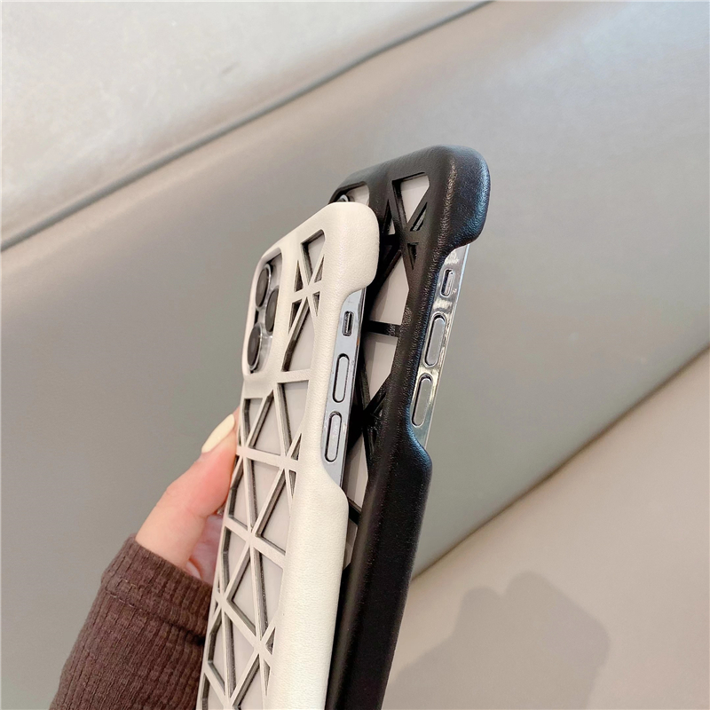 Lyxigt ihåligt vogue telefonfodral för iPhone 14 13 12 pro 11 max hållbar stilig smal full skyddande mjuk stötfångare geometriskt tryck läder baks