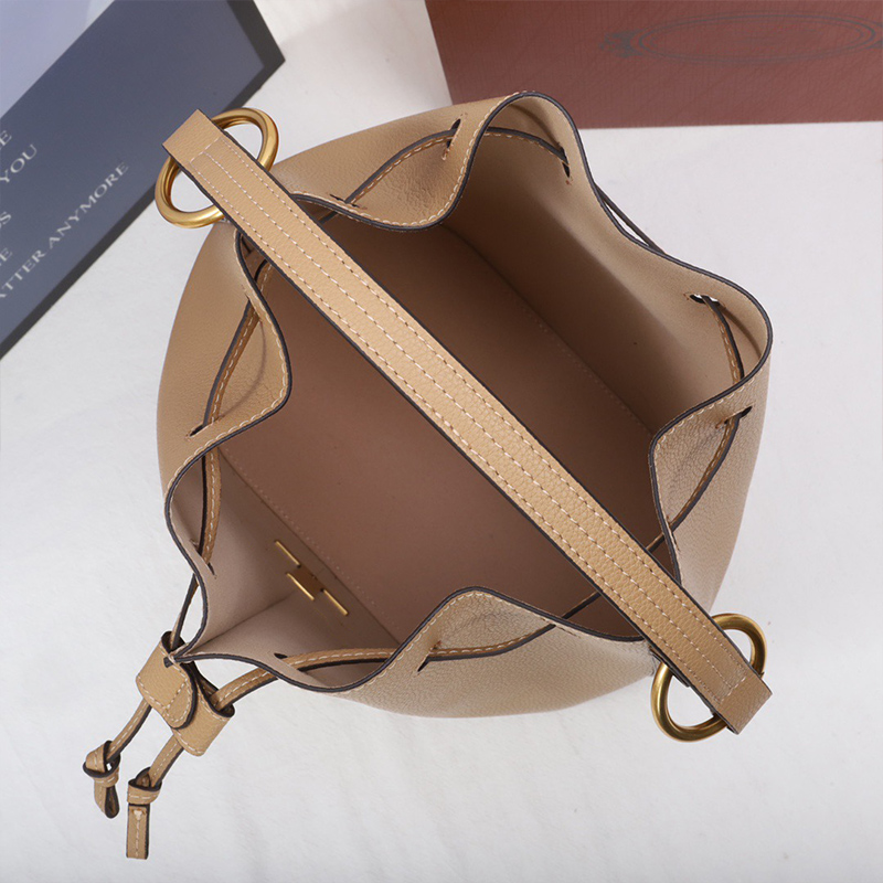 Luxury Brand Bucket Bag Vintage Solid Leather Handbag for Women's New Fashion Versatile Multi functional Large Capacity Oblique Straddle Shoulder Bag