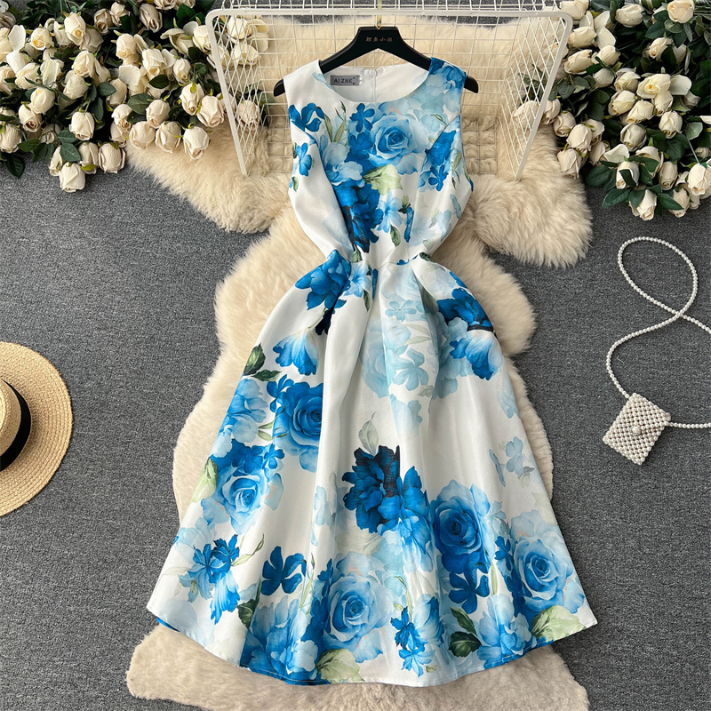 Casual Dresses Summer Vintage Printed Round Neck Sleeveless Dress Women High Quality Floral Print Vestidos High Waist Mid-Length Ladies Dresses 2023