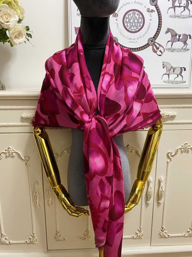 女性の四角いスカーフ100％カシミア素材薄くて柔らかい赤いパイントハートパターンサイズ130 cm-130cm