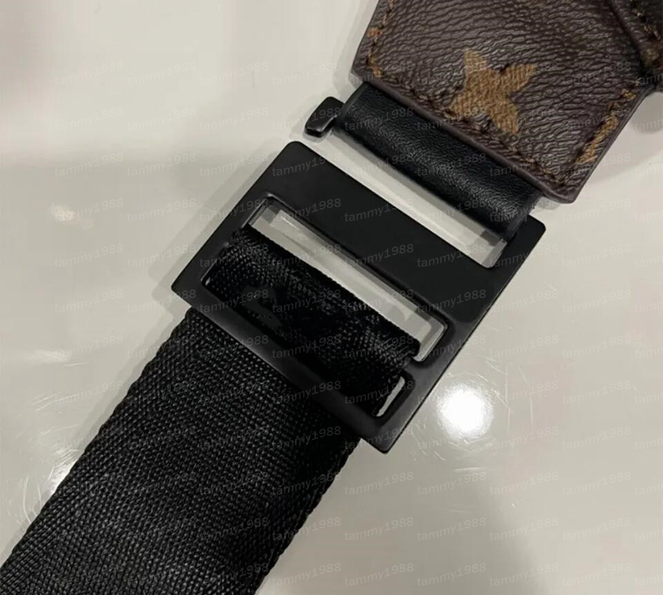 7A genuine leather Waist Bags S Lock Sling bumbag Designer Fanny Pack Crossbody Shoulder Belt Bag Luxury Handbag Mens Womens Macassar Square wallet purses Black