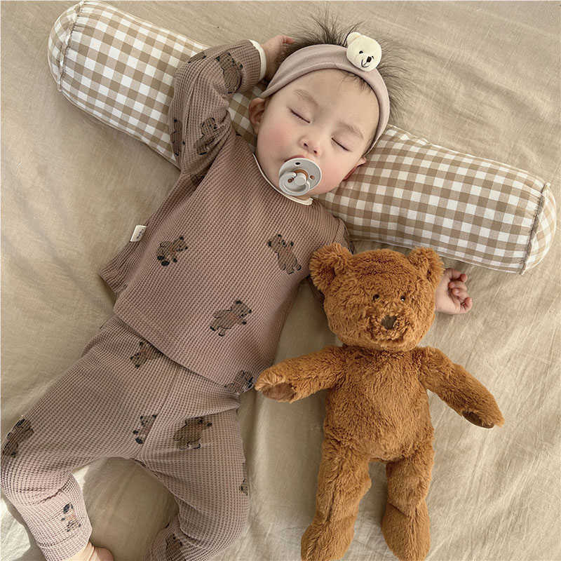 MILANCEL 2022 Primavera Bambino Pigiama Set Waffle Bear Ragazze Sleeping Set Indoor Ragazzi Sleeper Wear L230625