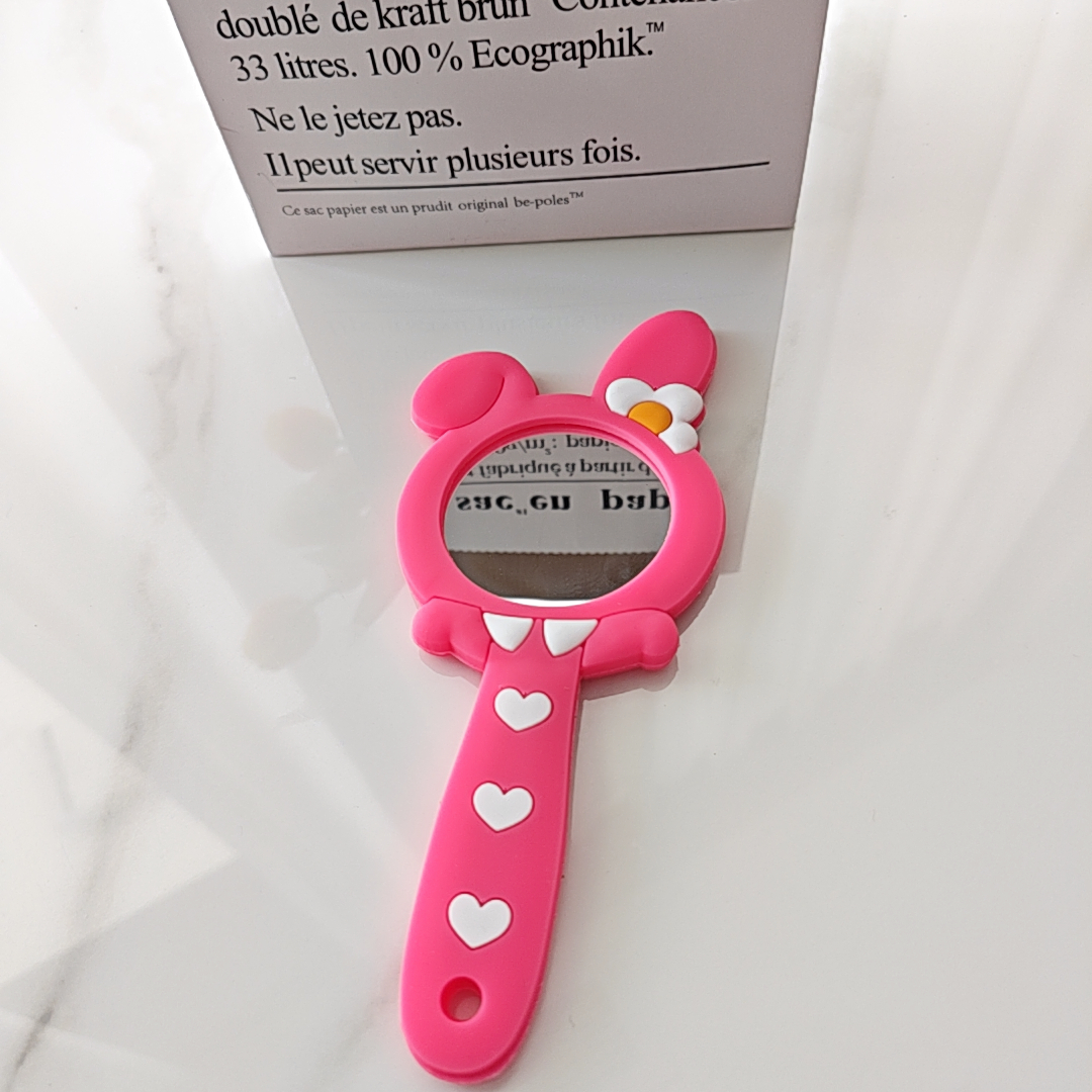 INS Kawaii Melody Mini Tragbare Spiegel Mädchen Niedliche Oberbekleidung Mini Silikon Handschaft Spiegel