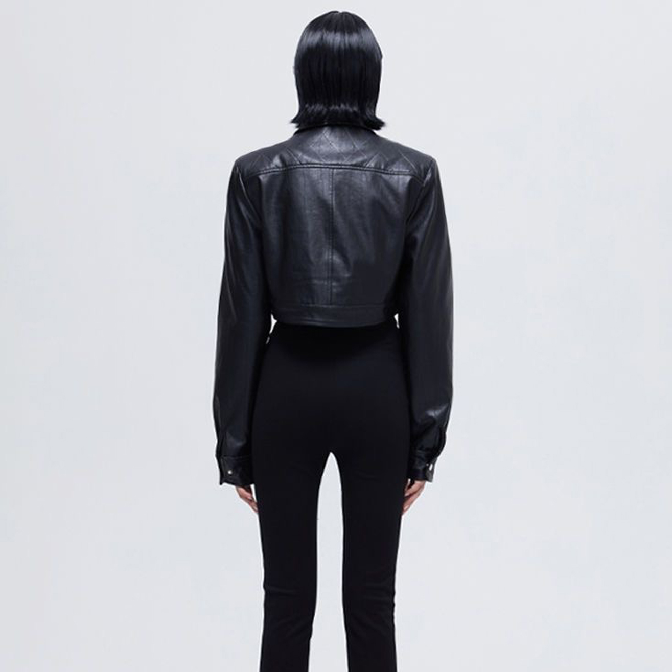 Дизайнерская женская кожаная куртка Женщина короткие палаты стиль стиль для леди подлинный кожаный курт дизайнер