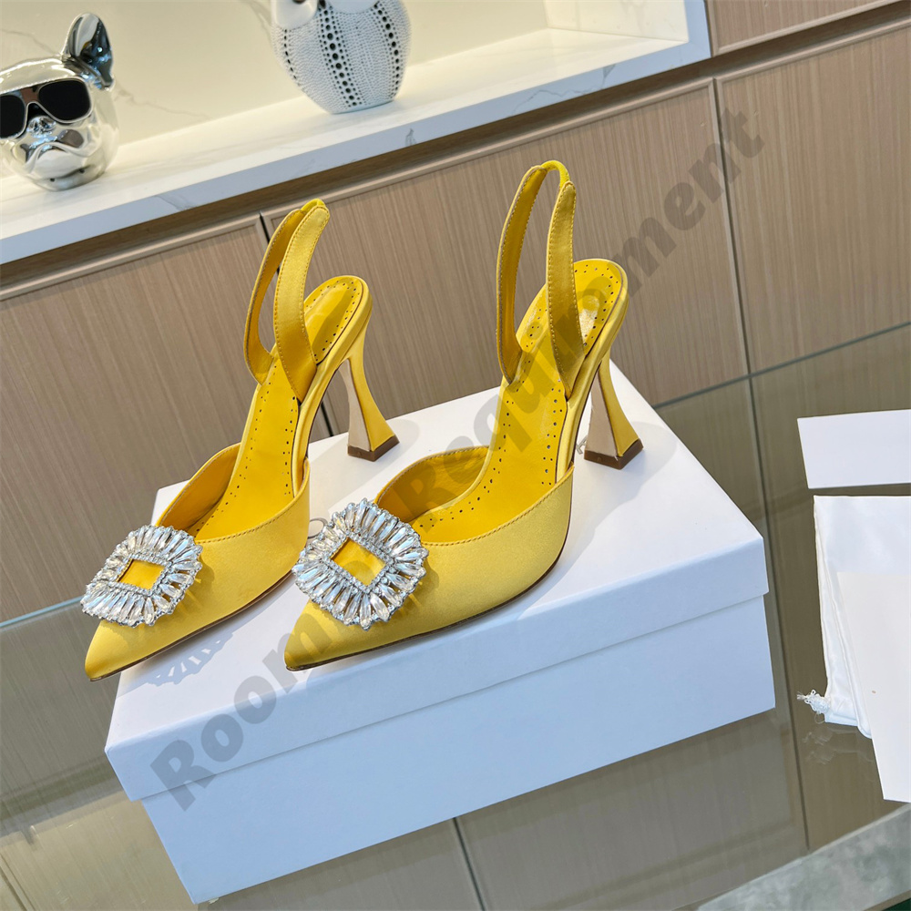 2023 Lurum Satin Jewel Pearl Buckle Crystal Multi Colored Sling Back Sandal Sandaler Stiletto High Heel MB Gold Rhinestone Dress Shoes Läder Soles Women Pumps